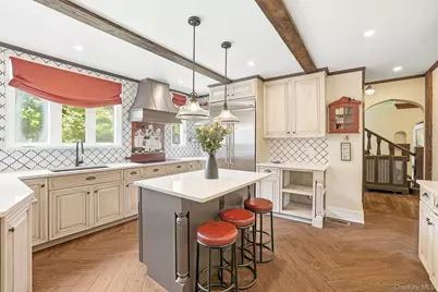 14 Overhill Road, New Rochelle, NY 10804 - Photo 19