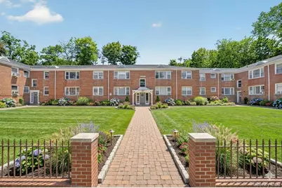205 W Post Road #E-1-O, White Plains, NY 10606 - Photo 1