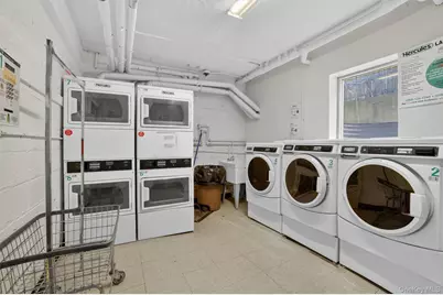 205 W Post Road #E-1-O, White Plains, NY 10606 - Photo 15
