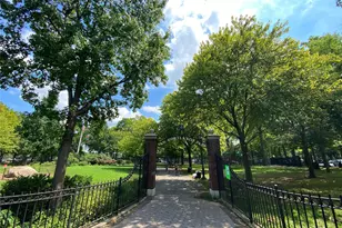 91 Van Cortlandt Ave W, Bronx, NY 10463 - Photo 11