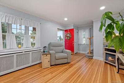 51 Marvin Street, Patchogue, NY 11772 - Photo 5