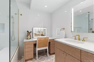 227 Ibis Ct, Manhasset, NY 11030 - Photo 21