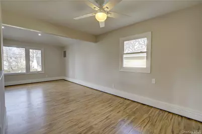 207 Catherine Avenue, Franklin Square, NY 11010 - Photo 9