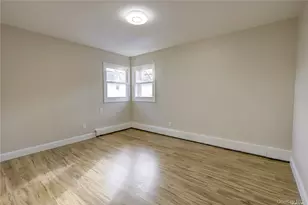 207 Catherine Ave, Franklin Square, NY 11010 - Photo 15