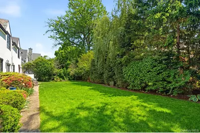72 Hampton Road, Scarsdale, NY 10583 - Photo 25