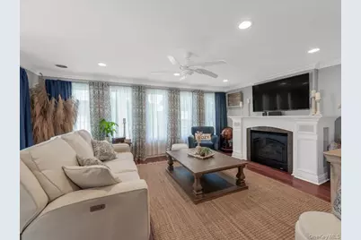 56 Columbine Avenue, Merrick, NY 11566 - Photo 11
