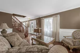 56 Columbine Ave, Merrick, NY 11566 - Photo 5