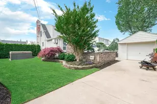 56 Columbine Ave, Merrick, NY 11566 - Photo 3