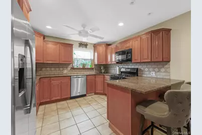 56 Columbine Avenue, Merrick, NY 11566 - Photo 9