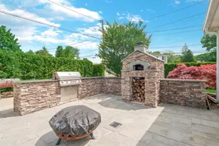 56 Columbine Ave, Merrick, NY 11566 - Photo 27