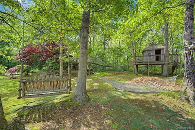 183 Oakfield Avenue, Huntington, NY 11746 - Photo 35