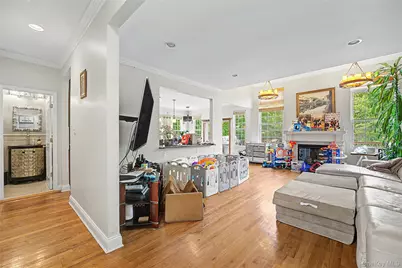 183 Oakfield Avenue, Huntington, NY 11746 - Photo 5