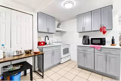 6107 Bleecker Street, Ridgewood, NY 11385 - Photo 23