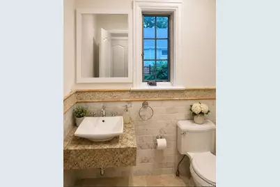 18 Pond Park Road, Great Neck, NY 11023 - Photo 7