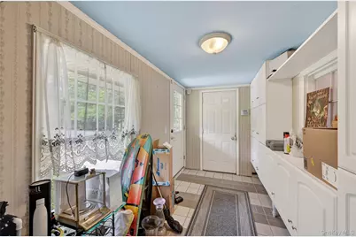2 Grove Avenue, Greenwood Lake, NY 10925 - Photo 13