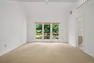 4 Annes Wood Ln, Mount Kisco, NY 10549 - Photo 17