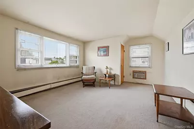659 Diellen Lane, Elmont, NY 11003 - Photo 15