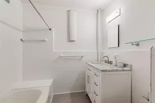525 W 235th St, Bronx, NY 10463 - Photo 13