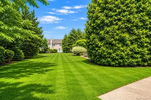 72 Paddington Cir, Smithtown, NY 11787 - Photo 29