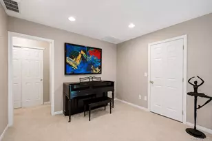 72 Paddington Cir, Smithtown, NY 11787 - Photo 23