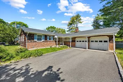 15 Quist Lane, Nesconset, NY 11767 - Photo 3