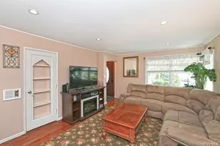 67-20 211th St, Oakland Gardens, NY 11364 - Photo 7