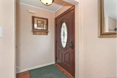 6720 211th Street, Oakland Gardens, NY 11364 - Photo 5
