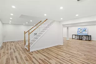 172 Choir Ln, Westbury, NY 11590 - Photo 41