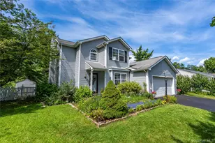 7 Pearlbush Ln, Poughkeepsie, NY 12603 - Photo 3