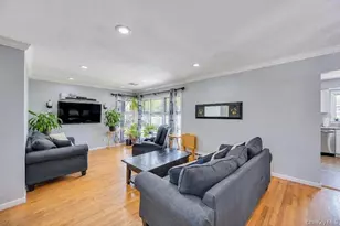 1492 Garden St, East Meadow, NY 11554 - Photo 9