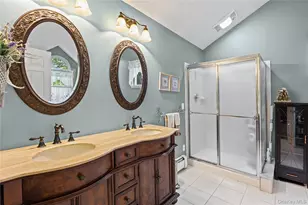 8 Frontier Trail, Manorville, NY 11949 - Photo 29