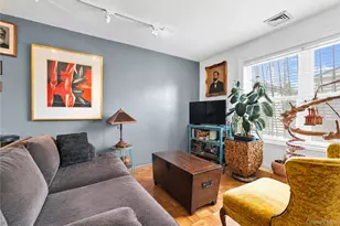 827 E 161st St, Bronx, NY 10459 - Photo 5
