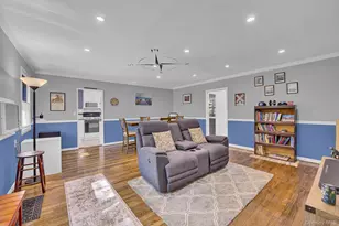 58-50 246th Crescent, Douglaston, NY 11362 - Photo 5