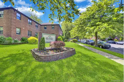 5850 246th Crescent #C7, Douglaston, NY 11362 - Photo 21