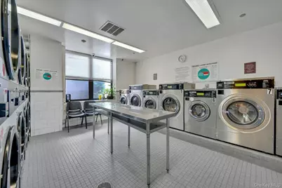 23 Water Grant Street #4I, Yonkers, NY 10701 - Photo 25
