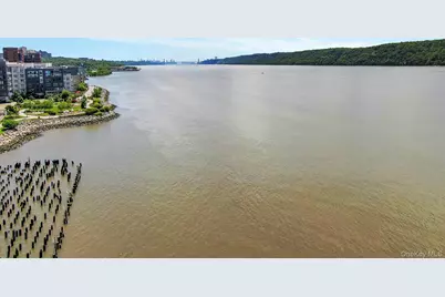 23 Water Grant Street #4I, Yonkers, NY 10701 - Photo 21