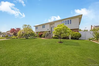 1540 7th Street, West Babylon, NY 11704 - Photo 3