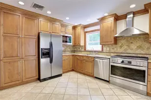 29 Thomsen Dr, Airmont, NY 10952 - Photo 9