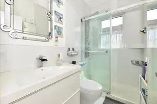 218-15 100th Ave, Queens Village, NY 11429 - Photo 19