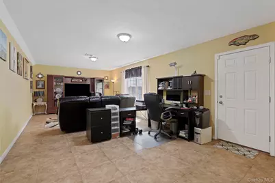 50 Sears Avenue, Elmsford, NY 10523 - Photo 19
