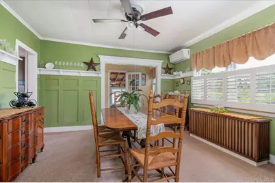311 Locust Avenue, Freeport, NY 11520 - Photo 9