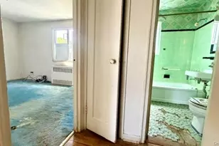 217-22 67th Ave, Bayside, NY 11364 - Photo 19