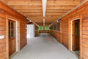 1780 Route 106, Muttontown, NY 11791 - Photo 31