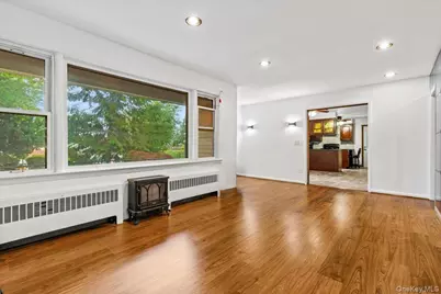 21 Frankford Street, Hawthorne, NY 10532 - Photo 7