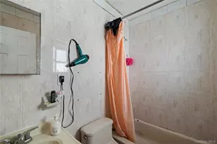 95-52 112th St, Richmond Hill, NY 11419 - Photo 13