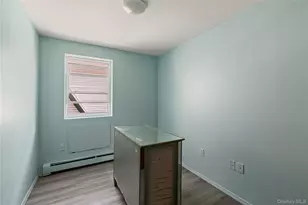 95-52 112th St, Richmond Hill, NY 11419 - Photo 21