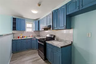 95-52 112th St, Richmond Hill, NY 11419 - Photo 19