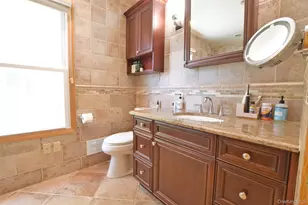 1 Gregg Ln, Coram, NY 11727 - Photo 29