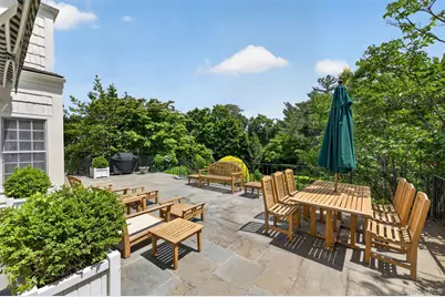 6 Hillair Circle, White Plains, NY 10605 - Photo 43