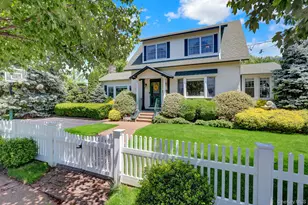 49 McCord Ave, Merrick, NY 11566 - Photo 23
